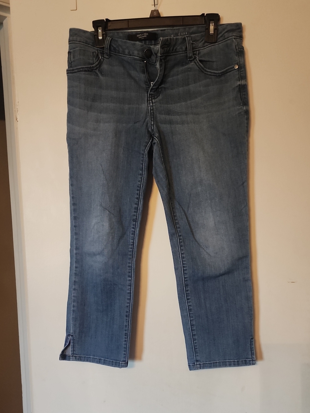 Simply Vera Vera Wang Light Blue Capris